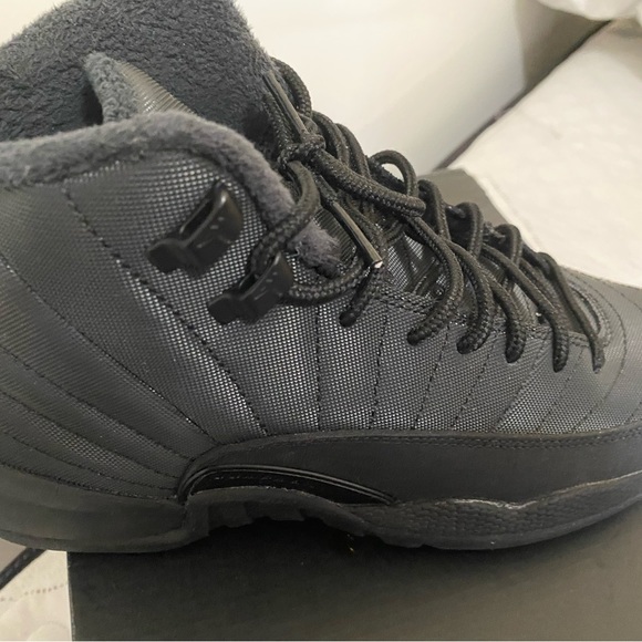 Jordan 12 retro new - Picture 4 of 7